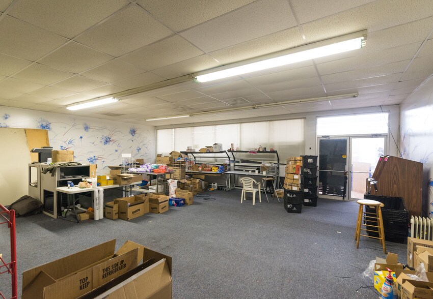 More Photos Of 5132 Park Heights Ave, Baltimore Storefront Retail Office For Lease