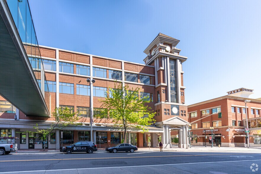 More Photos Of 111 N Wall St, Spokane Office For Lease