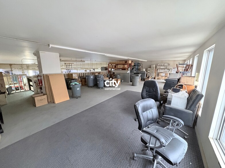 More Photos Of 10561 111th St NW, Edmonton Office For Sale