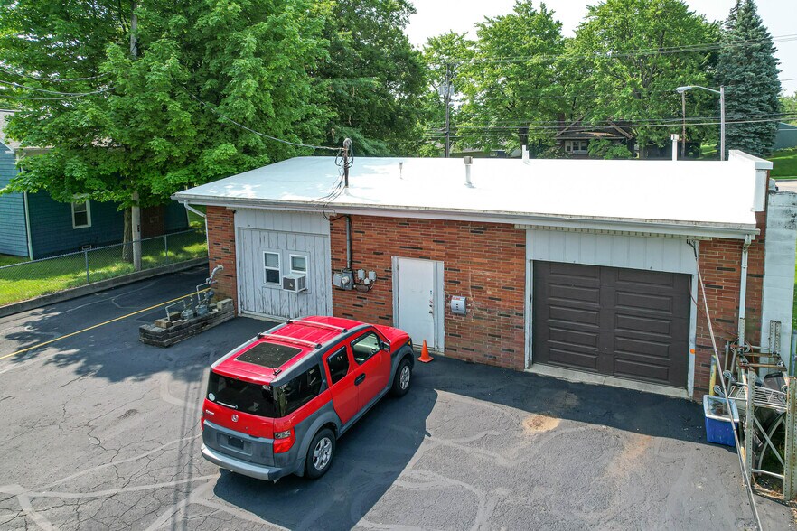 More Photos Of 772 Broad St, Wadsworth Industrial For Sale