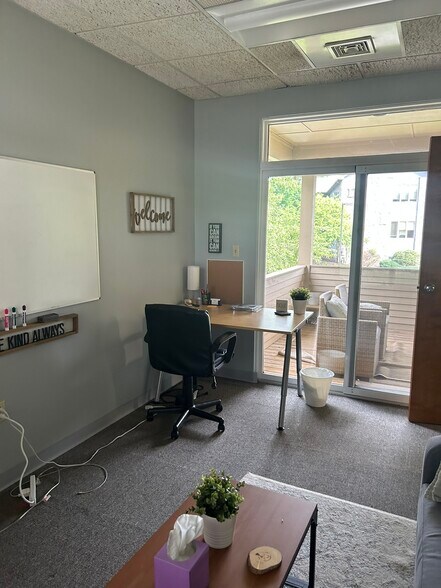 More Photos Of 101 Bradford Rd, Wexford Medical For Lease