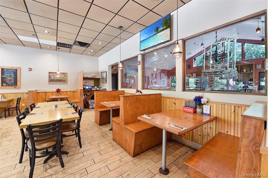 More Photos Of 809 Bloomingburg Rd, Bloomingburg Restaurant For Sale