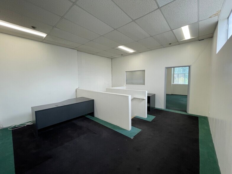 More Photos Of 11819 Goldring Rd, Arcadia Warehouse For Lease