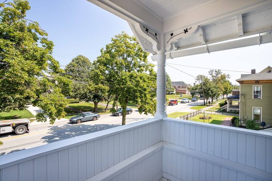 More Photos Of 236-238 West Liberty st, Medina Office For Sale