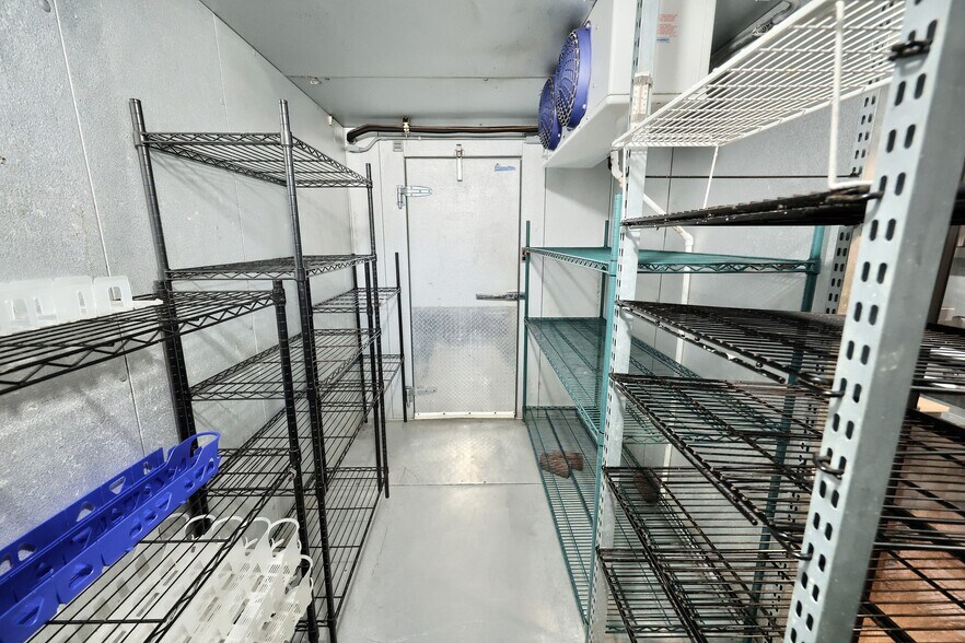 More Photos Of 21603 Middletown Rd, Freeland Freestanding For Sale