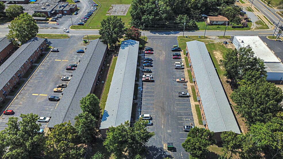 More Photos Of 3815-3823 Baker Plaza Dr, Columbus Apartments For Sale