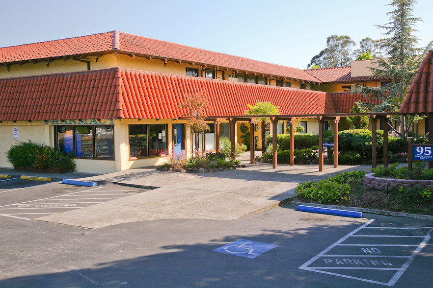 Primary Photo Of 95 Montgomery Dr, Santa Rosa Medical For Lease