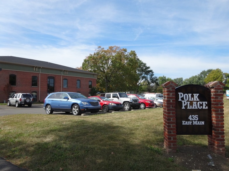 Primary Photo Of 435-437 E Main St, Greenwood Office For Lease