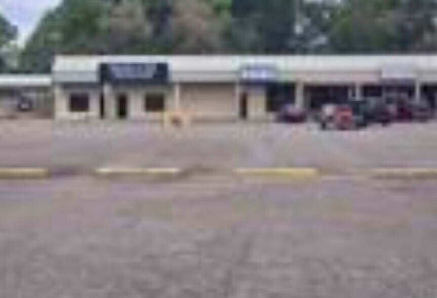 More Photos Of 639 E Madison Ave, Bastrop Office For Lease