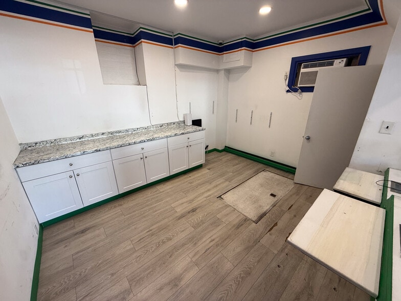 More Photos Of 524 Dekalb St, Norristown Office For Lease