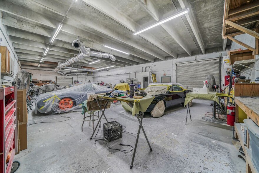 More Photos Of 3231 SE Slater St, Stuart Warehouse For Sale