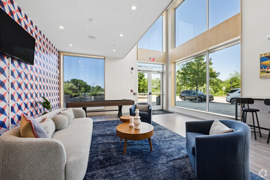 More Photos Of 10 Patriot Pky, South Weymouth Apartments For Lease