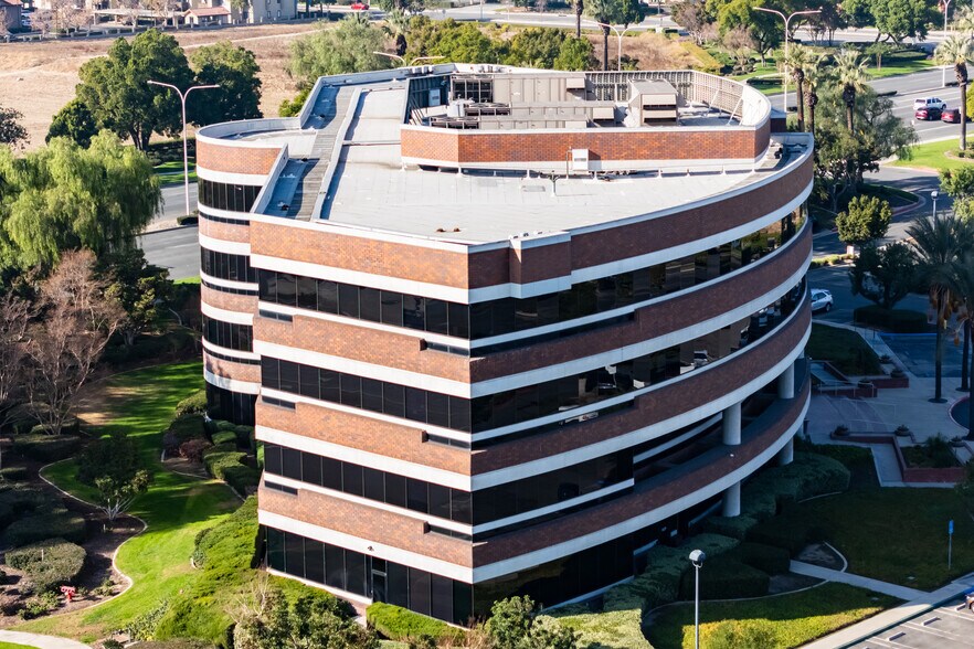 More Photos Of 800 N Haven Ave, Ontario Office For Lease