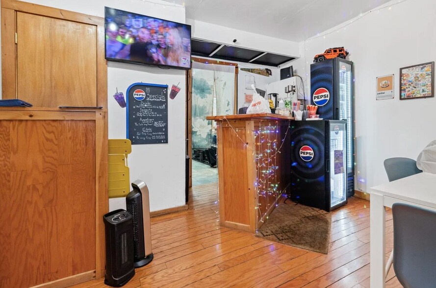 More Photos Of 13 Hodskin St, Canton Apartments For Sale