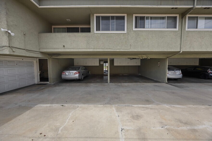 More Photos Of 500 S Inglewood Ave, Inglewood Apartments For Sale