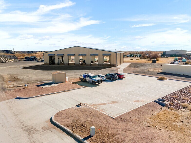 More Photos Of 20 Monarch Ln, Pueblo Industrial For Sale