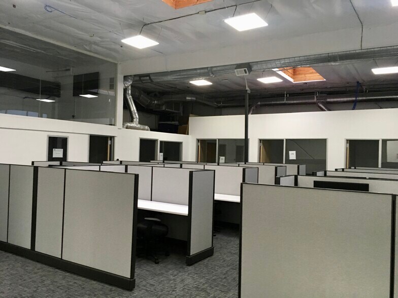 More Photos Of 2181 Park Blvd, Palo Alto Office For Lease