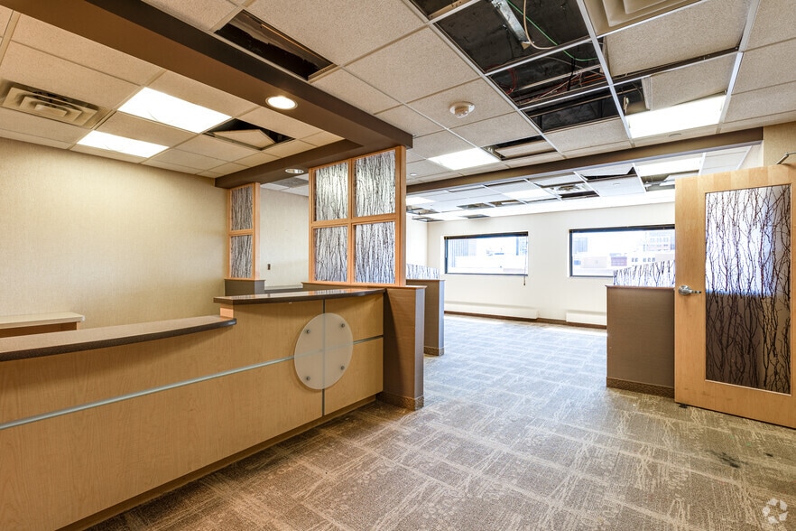 More Photos Of 17 Exchange St W, Saint Paul Medical For Sale