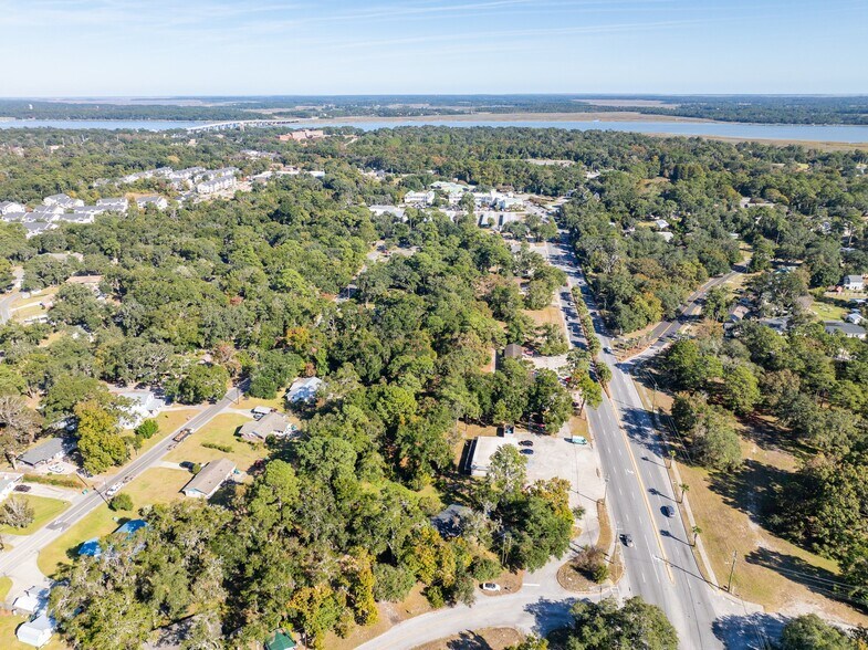 More Photos Of 1810 Ribaut Rd, Port Royal Convenience Store For Sale
