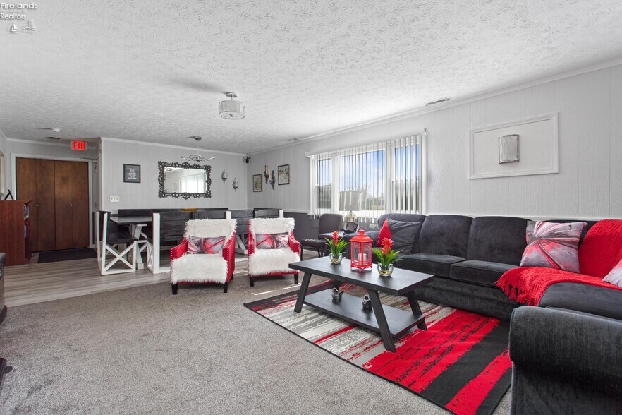 More Photos Of 5414 Homegardner Rd, Castalia Apartments For Sale