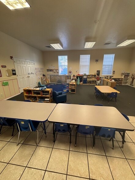 More Photos Of 273 Shoup Ave W, Twin Falls Office For Sale