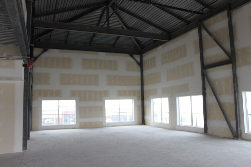 More Photos Of 5302 50 St, Beaumont Storefront Retail Office For Lease