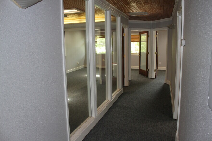 More Photos Of 1111 E Amelia St, Orlando Office For Lease