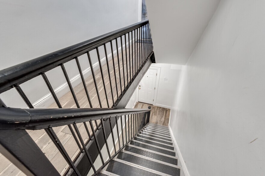 More Photos Of 272 Smith St, Brooklyn Apartments For Sale