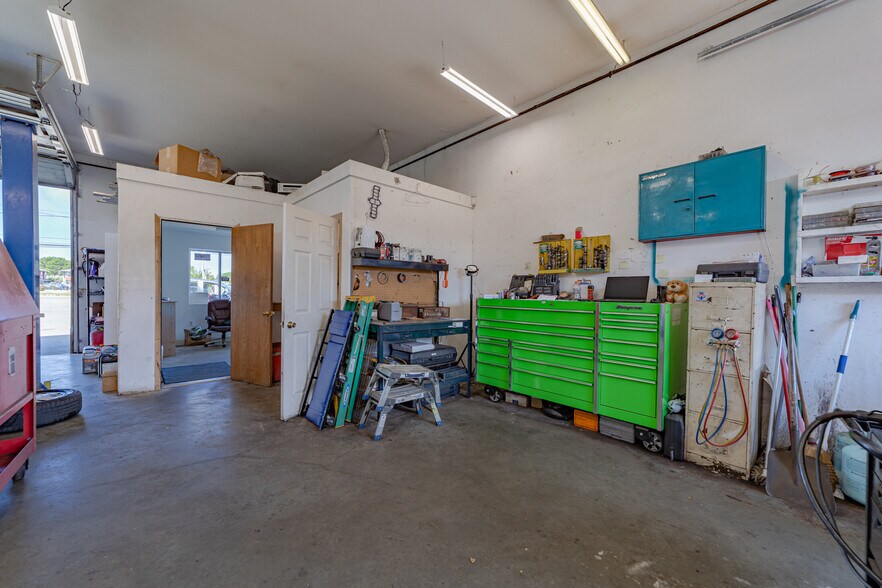 2755 Central Ave, Mckinleyville, CA 95519 Auto Repair For Sale