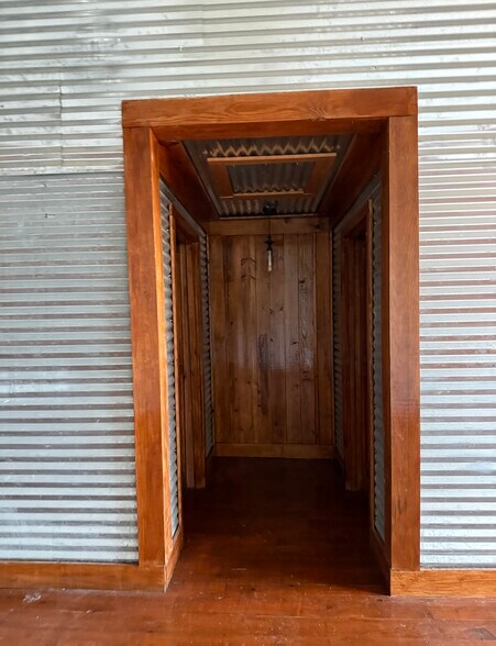 More Photos Of 117 Saint Joseph Ave, Brewton Restaurant For Sale