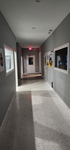 More Photos Of 2468-2470 Industrial Row Dr, Troy Warehouse For Lease