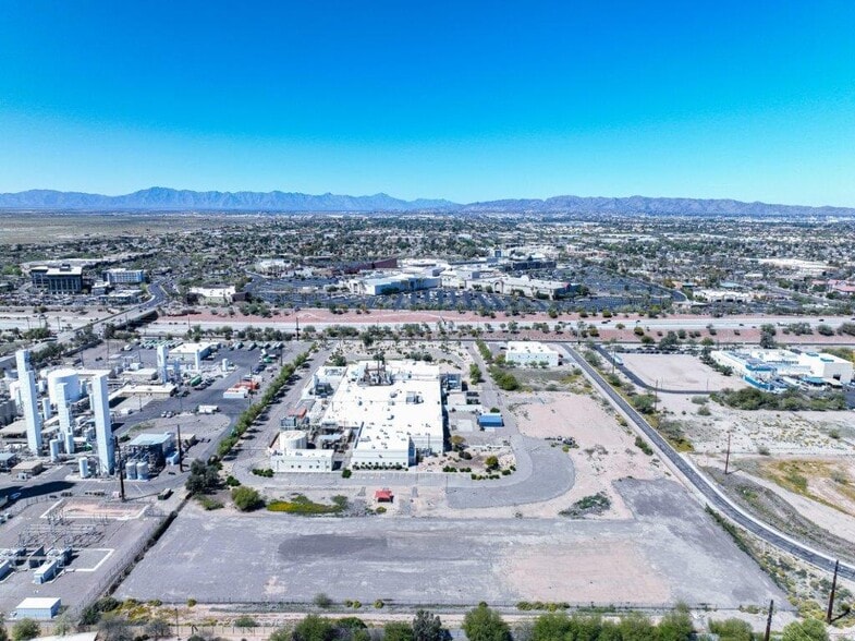 More Photos Of 165 S Price Rd, Chandler Warehouse For Sale