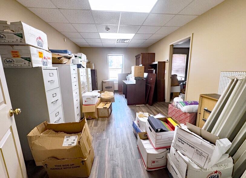 More Photos Of 109 Moran St, Glasgow Office For Sale