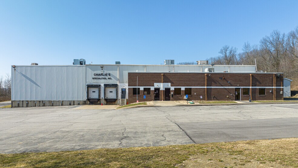 More Photos Of 2500 Freedland Rd, Hermitage Manufacturing For Sale