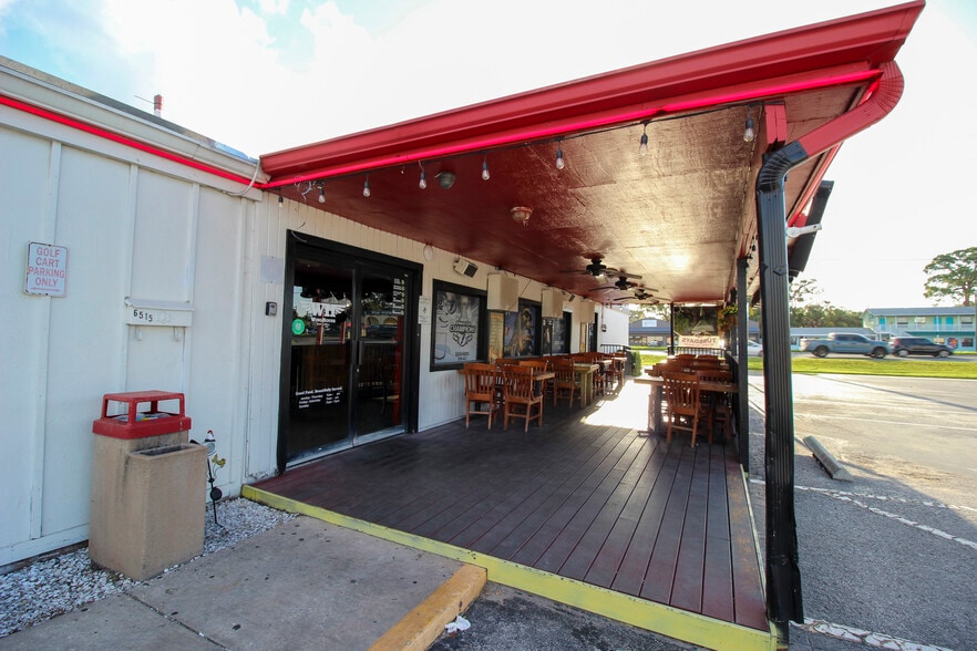 More Photos Of 6515 US Highway 19, New Port Richey Restaurant For Sale
