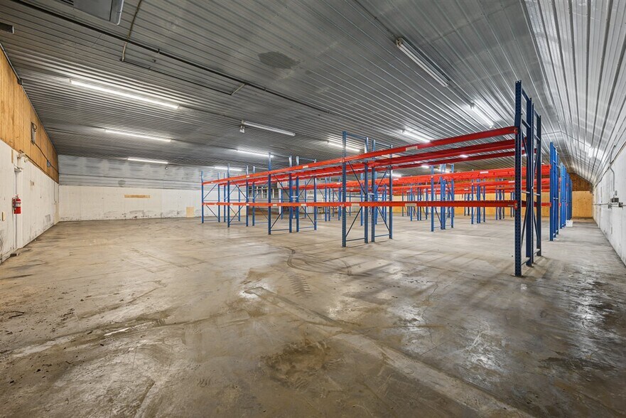 More Photos Of 211 Toro Rd, Tomah Warehouse For Lease