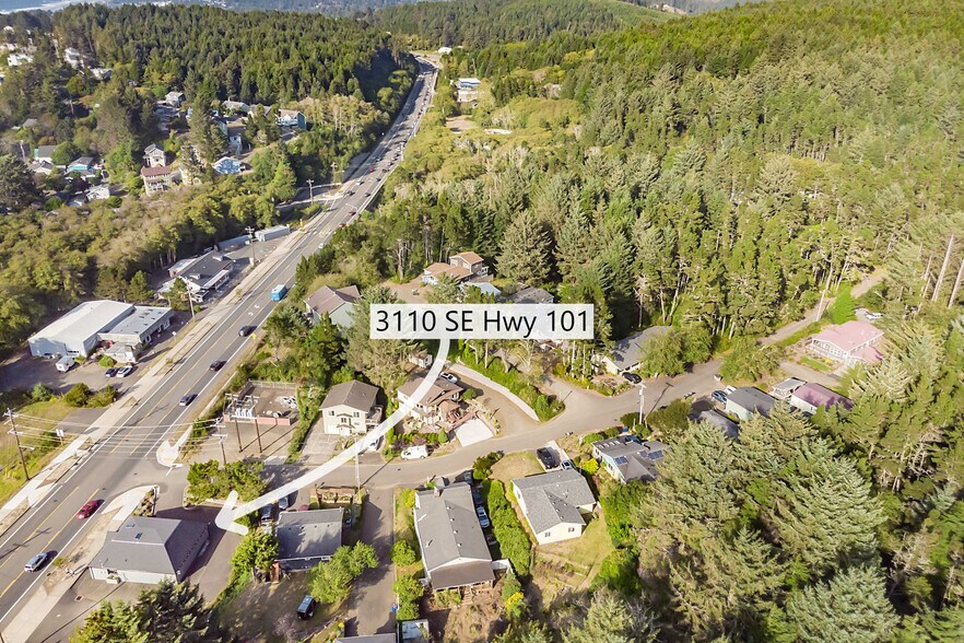 More Photos Of 3110 SE Highway 101, Lincoln City Storefront For Sale