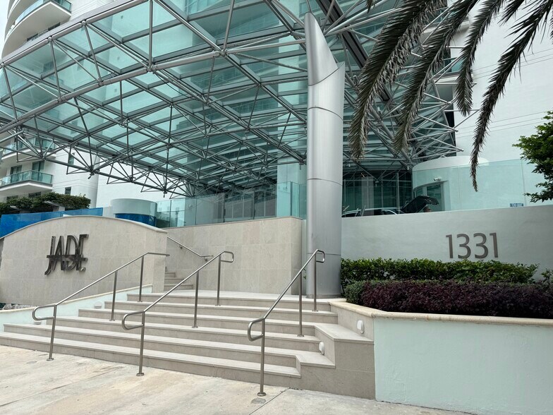 More Photos Of 1331 Brickell Bay Dr, Miami Apartments For Sale