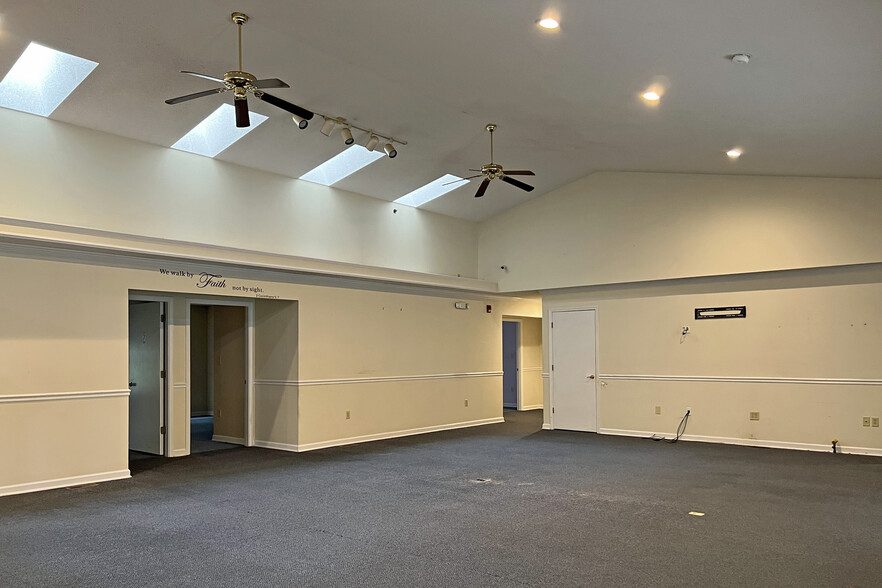 More Photos Of 1117 Brookhaven Rd, Franklin Assisted Living For Sale