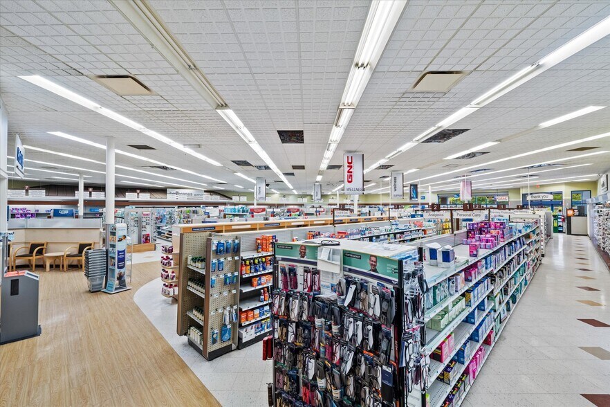 More Photos Of 44 Kings Vlg, Minersville Drugstore For Lease