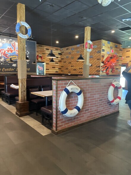 More Photos Of 3810 Wards Rd, Lynchburg General Retail For Sale