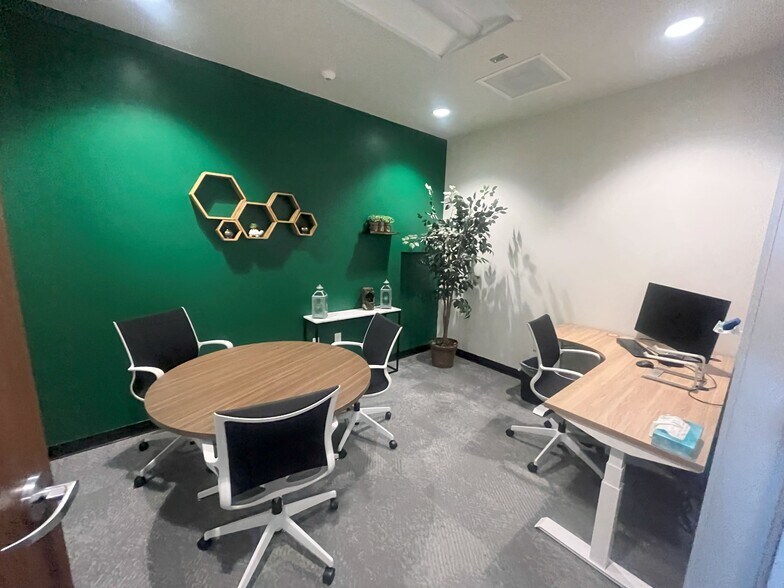 More Photos Of 13625 Ronald Reagan Blvd, Cedar Park Unknown For Lease