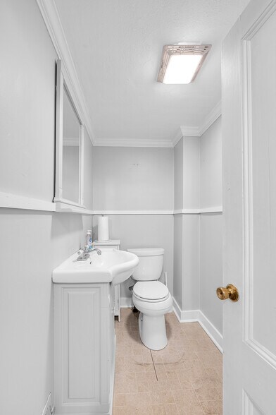 More Photos Of 63 S Main St, Natick Medical For Sale