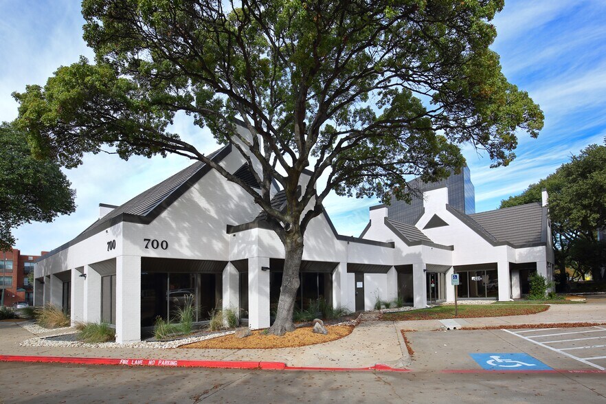 More Photos Of 700 E Park Blvd, Plano Unknown For Lease
