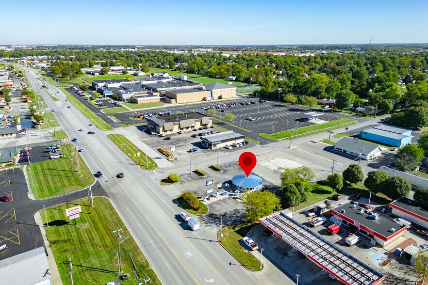 More Photos Of 351 N Morton St, Franklin Restaurant For Sale