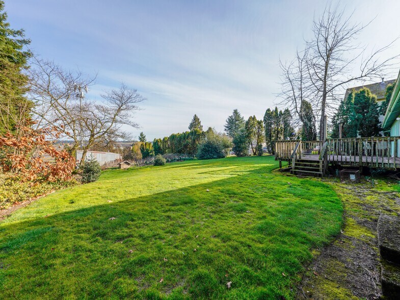 More Photos Of 4856 32nd Ave SE, Salem Industrial For Sale