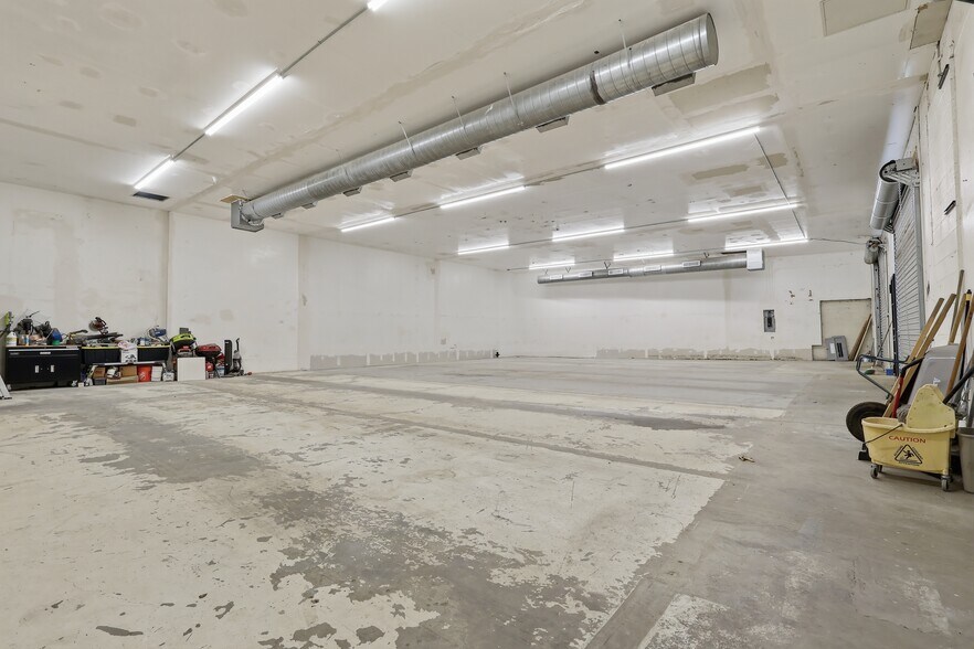 More Photos Of 1286 S E St, San Bernardino Freestanding For Sale