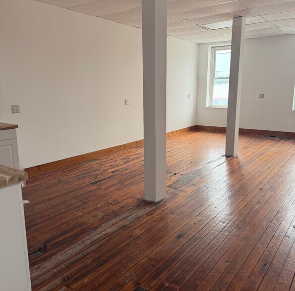 More Photos Of 930 Oriskany St, Utica Storefront Retail Office For Lease