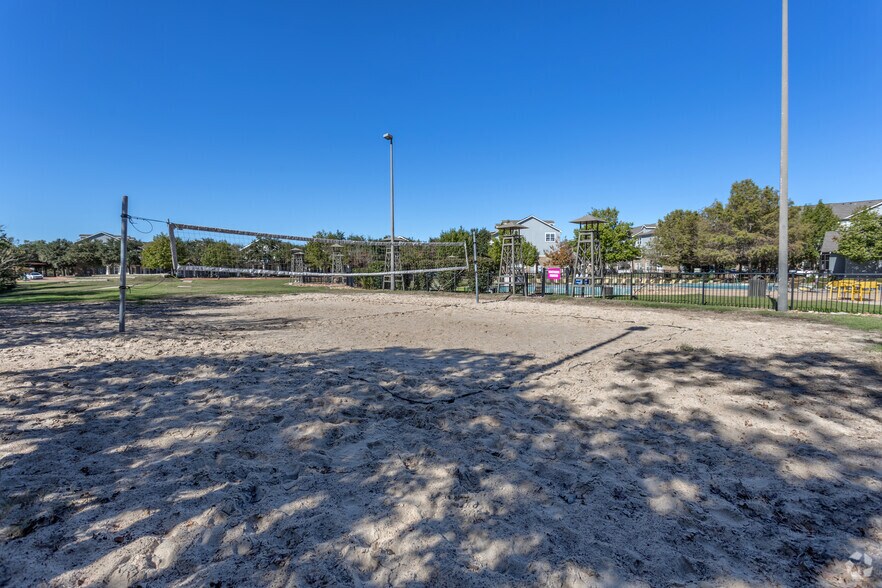 More Photos Of 1725 Harvey Mitchell Pky S, College Station Apartments For Sale