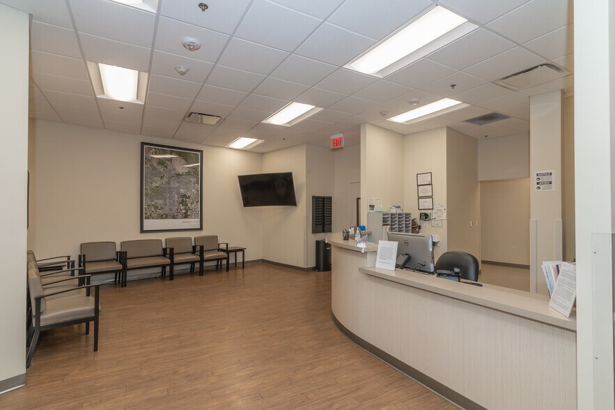 More Photos Of 4500 Morning Dr, Bakersfield Medical For Lease